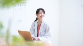 コンタクトレンズ選びの第一歩は眼科受診｜神奈川・座間市のコンタクトの種類や値段を詳しく解説