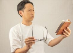 遠近両用コンタクトレンズを眼科での検査・処方の流れや眼科選びのポイントを解説