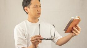 遠近両用コンタクトレンズを眼科での検査・処方の流れや眼科選びのポイントを解説